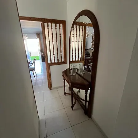 Retro Vintage Toscal Bus Stop 5p * Лос-Реалехос